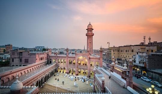 prayer time in Peshawar